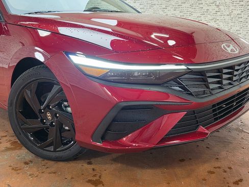 New 2026 Hyundai Elantra Sport image 10