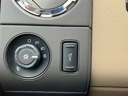 Used 2016 Ford F350 XLT w/ XLT Premium Package image 12