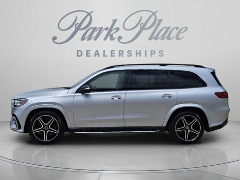 Certified 2026 Mercedes-Benz GLS 450 4MATIC image 2