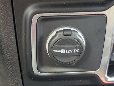 Used 2024 Jeep Wrangler Unlimited Sahara AWD/4WD image 29
