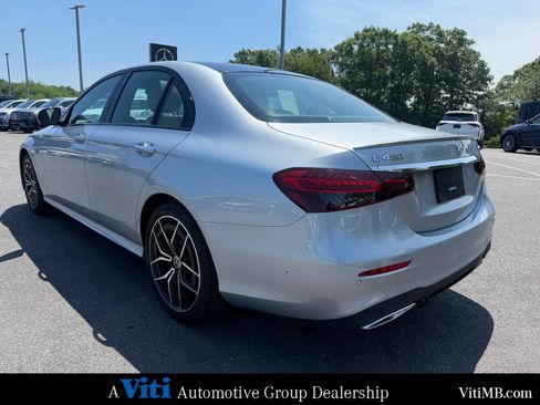 Certified 2022 Mercedes-Benz E 450 4MATIC Sedan image 6
