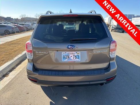 Used 2018 Subaru Forester 2.5i Touring w/ Popular Package #3B image 4