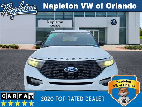 Used 2024 Ford Explorer ST-Line w/ Class IV Trailer Tow Package image 2