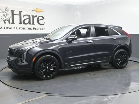 Used 2023 Cadillac XT4 Luxury w/ Cold Weather Package FWD image 38