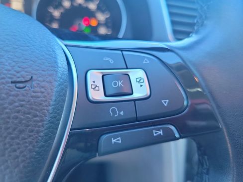 Used 2019 Volkswagen Passat 2.0T Wolfsburg w/ Wheels & Sunroof Package image 27