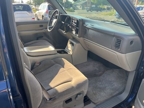 Used 2000 Chevrolet Tahoe LS w/ LS Preferred Equipment Group image 10