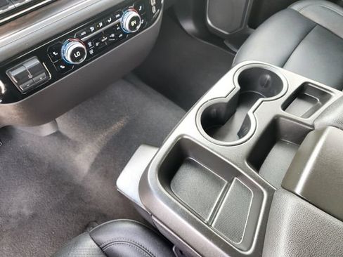 Used 2025 GMC Sierra 1500 SLT RWD image 18