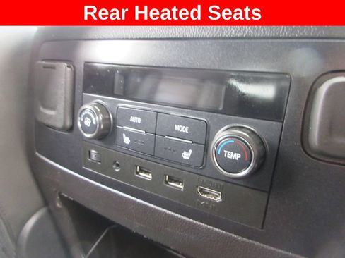 Used 2018 GMC Yukon Denali w/ Denali Ultimate Package AWD/4WD image 31