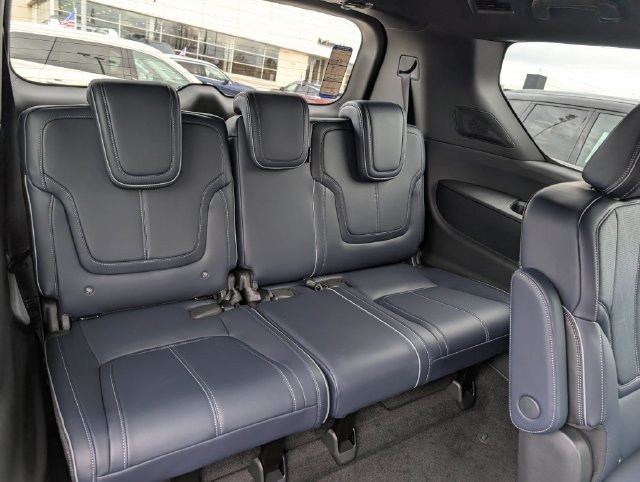 Used 2026 INFINITI QX80 4WD image 10