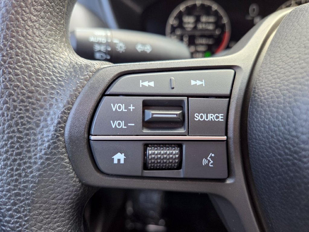 Certified 2025 Honda HR-V LX image 19