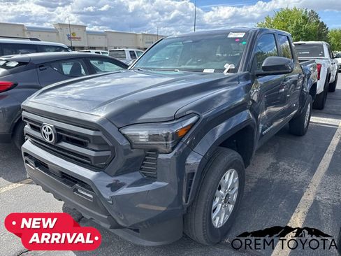 Used 2024 Toyota Tacoma SR5 image 4