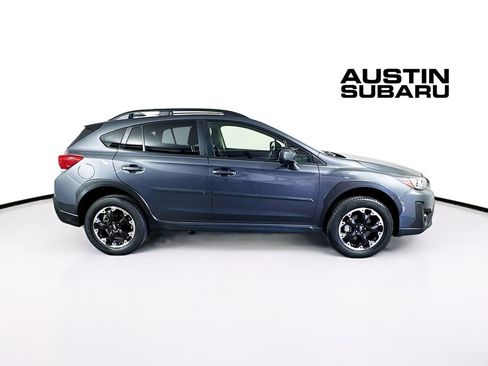 Used 2023 Subaru Crosstrek 2.0i Premium image 8