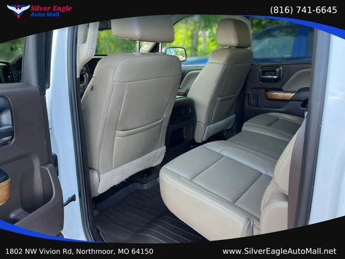 Used 2018 Chevrolet Silverado 1500 LTZ w/ Sport Package AWD/4WD image 14