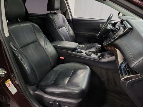 Used 2014 Toyota Avalon Limited w/ Technology Package FWD image 27