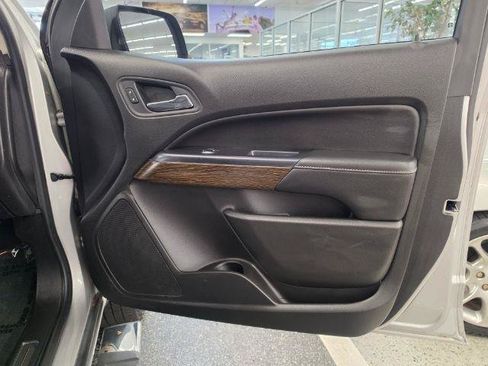 Used 2017 GMC Canyon Denali RWD image 30