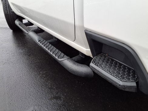 Used 2024 Chevrolet Silverado 3500 LTZ image 3