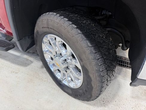 Used 2024 Chevrolet Silverado 2500 LTZ AWD/4WD image 21
