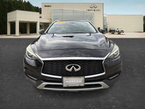 Used 2017 INFINITI QX30 Premium w/ Cargo Package AWD/4WD image 2