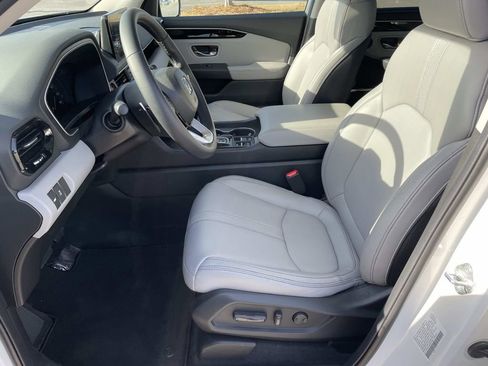 Used 2025 Honda Pilot EX-L image 13