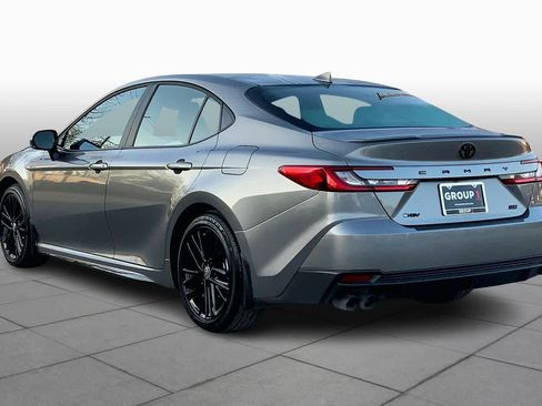 Used 2025 Toyota Camry SE w/ Multimedia Upgrade Package image 12