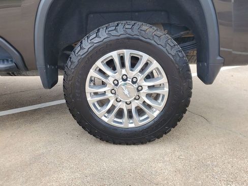 Used 2020 Chevrolet Silverado 3500 High Country w/ Z71 Off-Road Package image 8