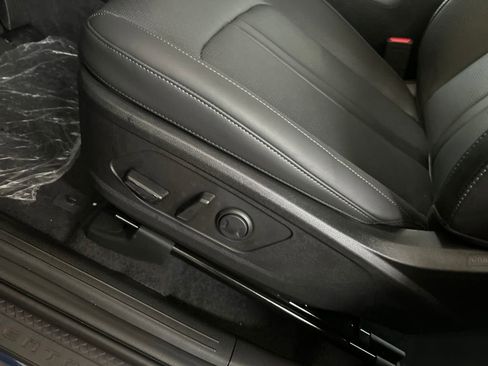 New 2026 Kia Sorento S FWD image 30