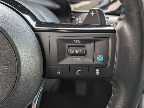 Used 2023 Nissan Pathfinder SL image 23