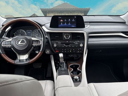 Certified 2022 Lexus RX 350 FWD w/ Premium Package image 16