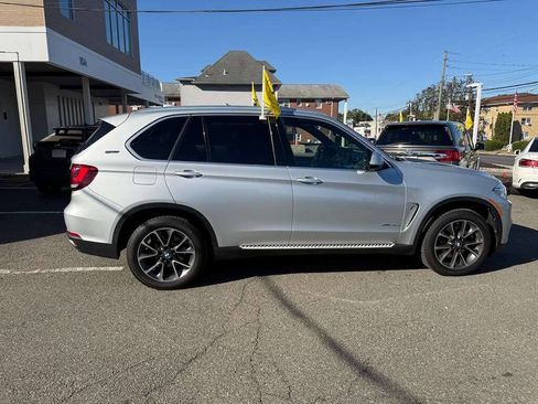 Used 2018 BMW X5 xDrive40e image 7