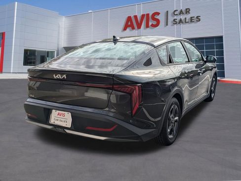 Used 2025 Kia K4 LXS image 6