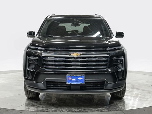 Used 2026 Chevrolet Traverse LT w/ Driver Confidence Package AWD/4WD image 10
