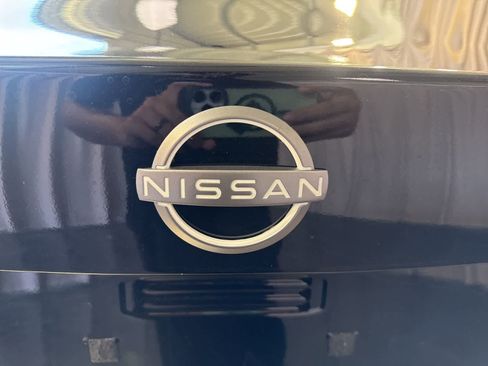 Used 2024 Nissan Sentra SV FWD image 12