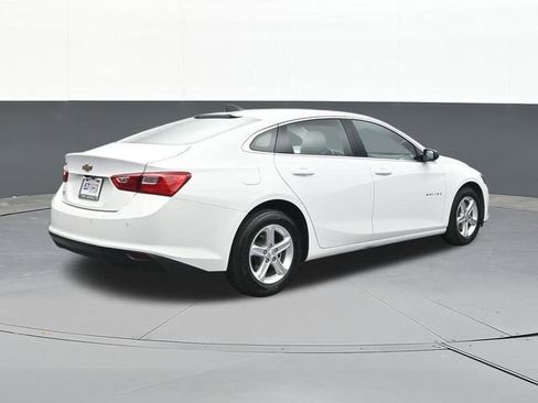 Used 2025 Chevrolet Malibu LS image 14