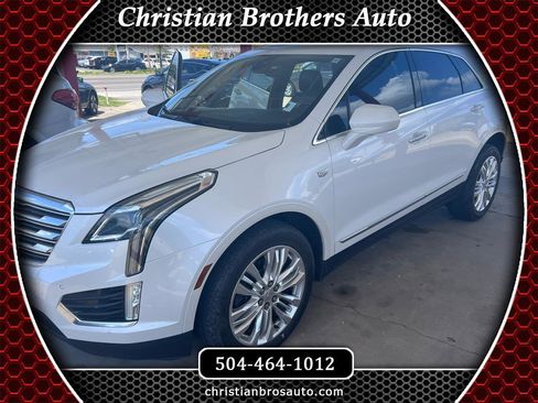 Used 2017 Cadillac XT5 Premium Luxury FWD image 1