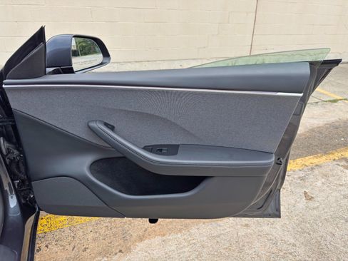 Used 2024 Tesla Model 3 RWD image 45