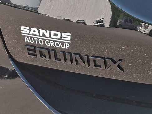 Used 2023 Chevrolet Equinox RS AWD/4WD image 27