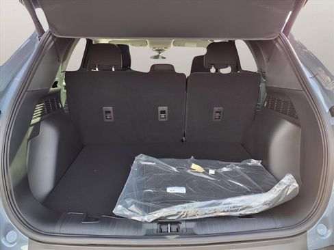 New 2025 Ford Escape Active w/ Active Premium Tech Pack image 19