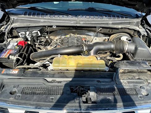 Used 2021 Ford Expedition Limited AWD/4WD image 33