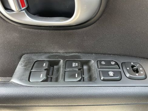 Used 2016 Kia Soul w/ Convenience Package FWD image 22