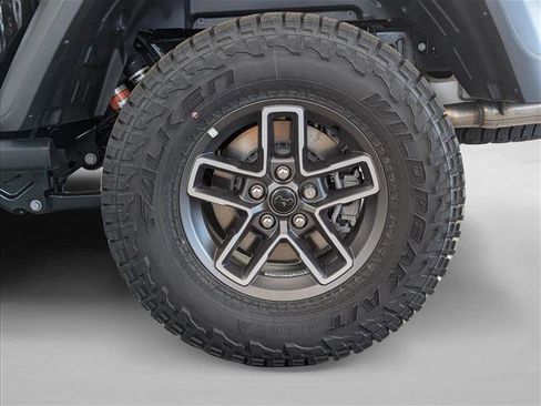 New 2025 Jeep Gladiator Mojave w/ Safety Group AWD/4WD image 9