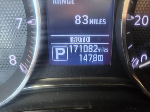 Used 2018 Nissan Armada SV w/ Driver Package image 19