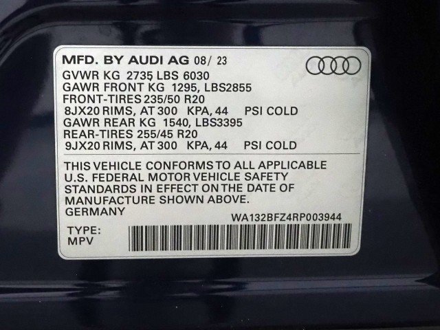 Used 2024 Audi Q4 e-tron quattro Premium Plus Sportback AWD/4WD image 64
