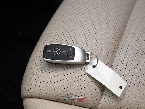 Used 2020 Mercedes-Benz GLC 300 4MATIC Coupe w/ Parking Assistance Package image 49