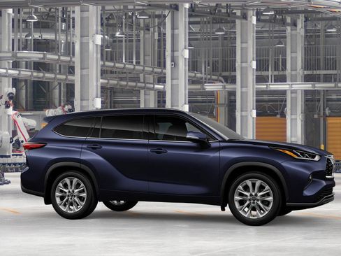New 2026 Toyota Highlander Limited image 15