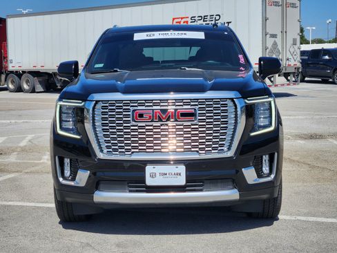 Used 2023 GMC Yukon XL Denali AWD/4WD image 33