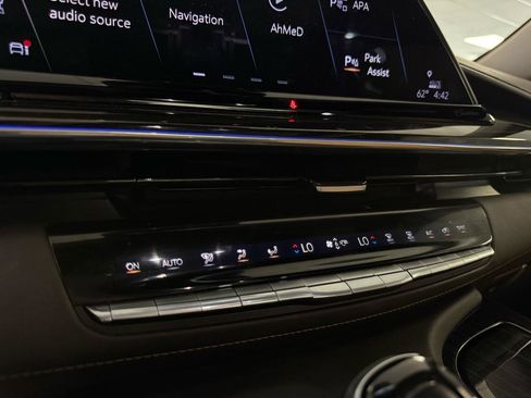 Used 2021 Cadillac Escalade Sport w/ Driver Assist Tech Package AWD/4WD image 24