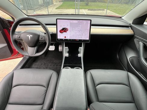 Used 2020 Tesla Model 3 Standard Range Plus image 17