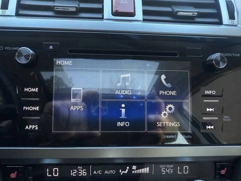 Used 2017 Subaru Outback 2.5i Limited w/ Popular Package #5 image 12