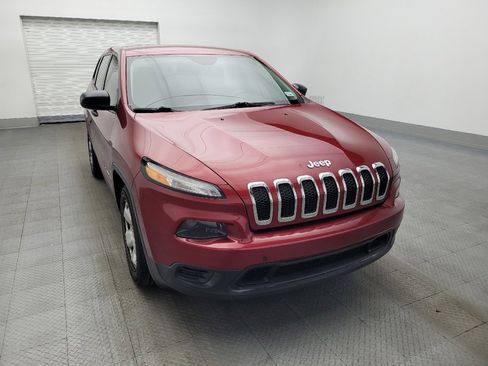 Used 2017 Jeep Cherokee Sport image 14
