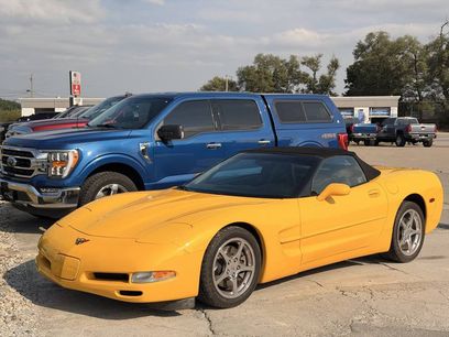 Used 2002 Chevrolet Corvette Convertible w/ Preferred Equipment Group1